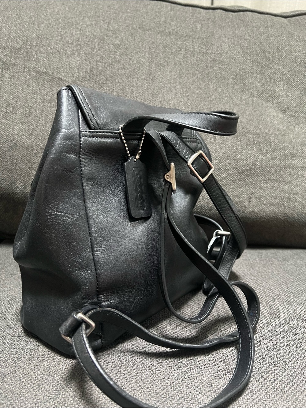 EXCELLENT CONDITION Coach Black Leather DayPack Back pack - Authentic! - Picture 2 of 12